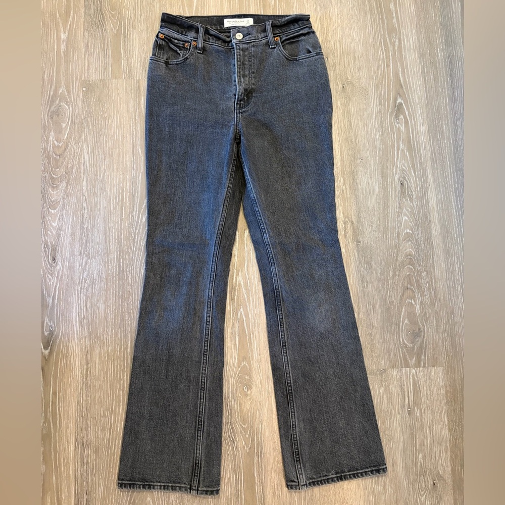 Abercrombie & Fitch Dark Flared Jeans